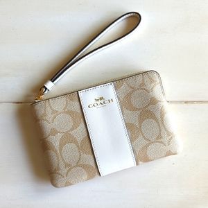 Coach Wristlet Corner Zip